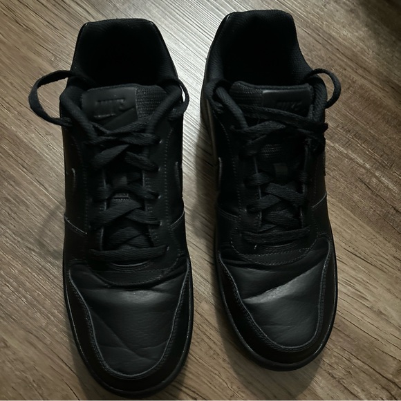 Nike black basketball. Good condition lightly used. - Picture 5 of 5